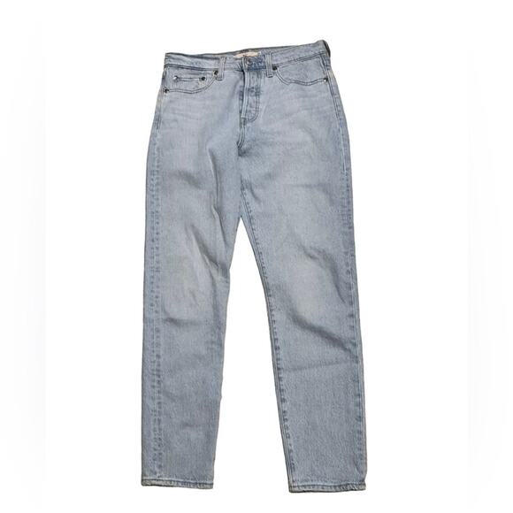Levi’s The Wedgie Jean size 28 Light Wash Button Fly - Picture 1 of 9